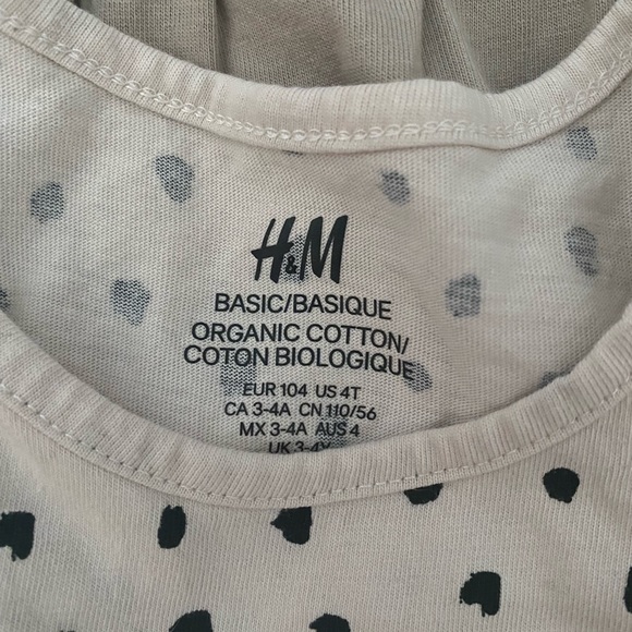 H&M sets size 4-5 - Picture 6 of 14